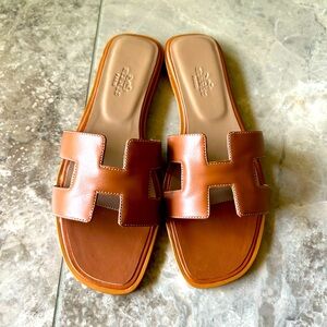 Oran sandals size 39 fits 38 nwt